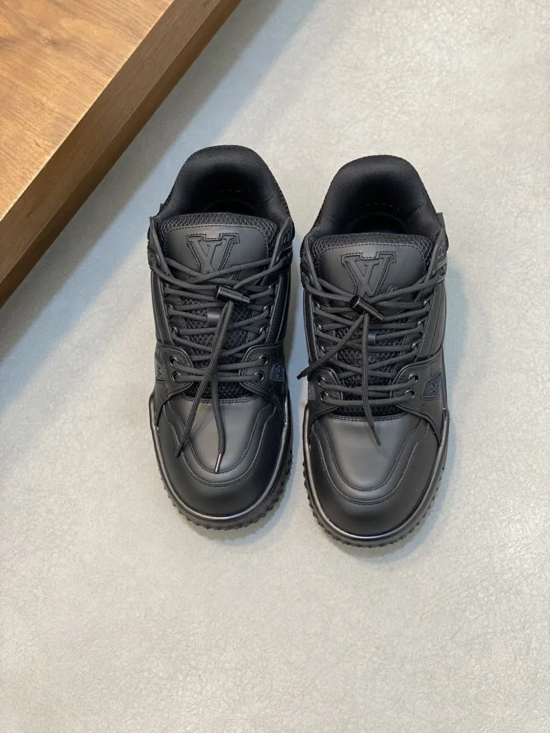 Louis Vuitton Trainer Sneaker SoftTouch 32116