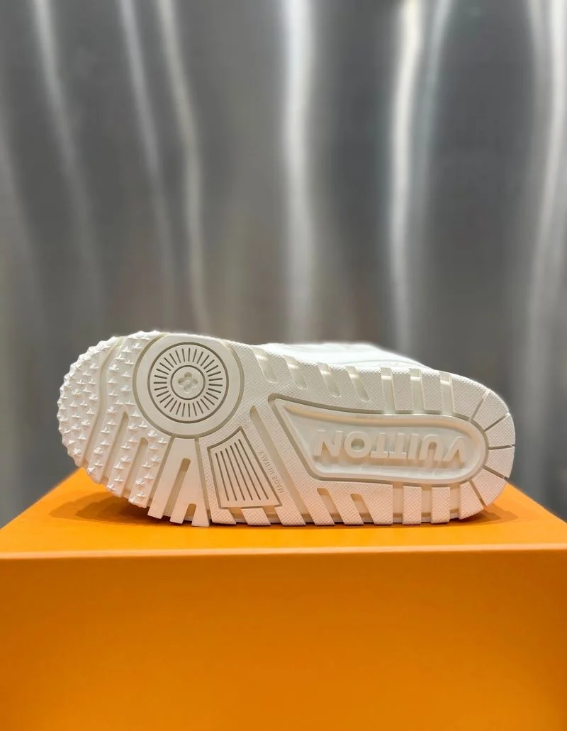 Thermal Louis Vuitton Trainer Sneaker 32107