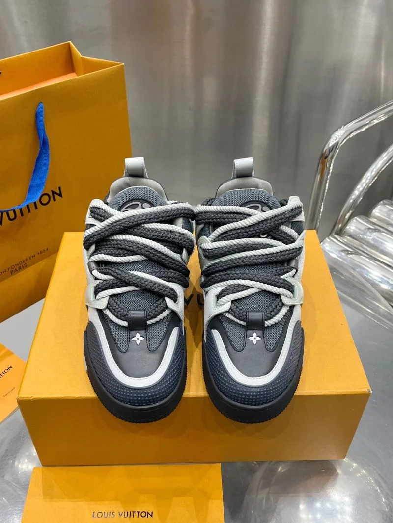 Louis Vuitton Trainer Sneaker EyeCatching 32115