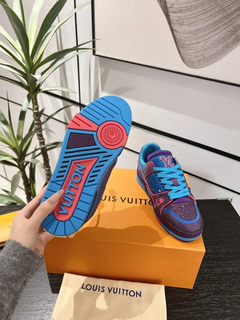 Resilient Louis Vuitton Trainer Sneaker 32099