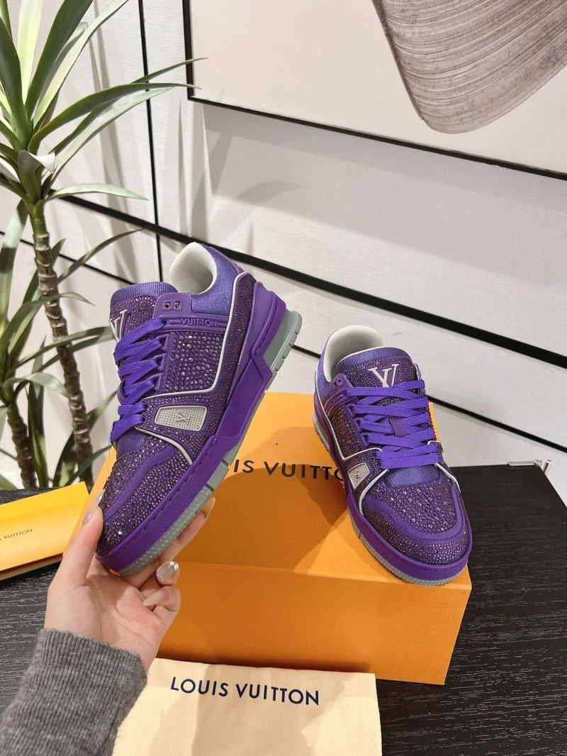 Louis Vuitton Trainer Sneaker Affordable 32108