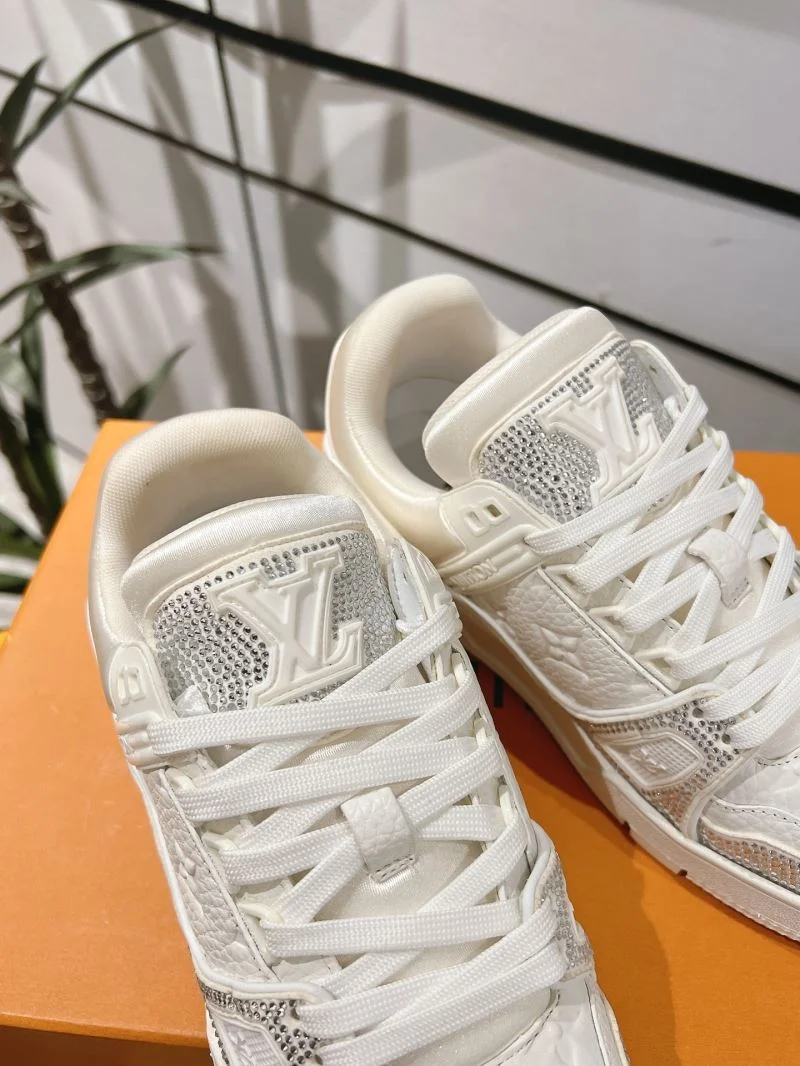 Thermal Louis Vuitton Trainer Sneaker 32101