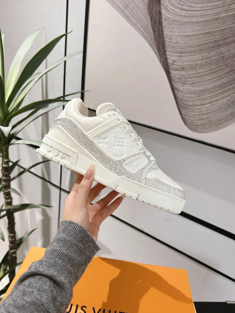 Thermal Louis Vuitton Trainer Sneaker 32101
