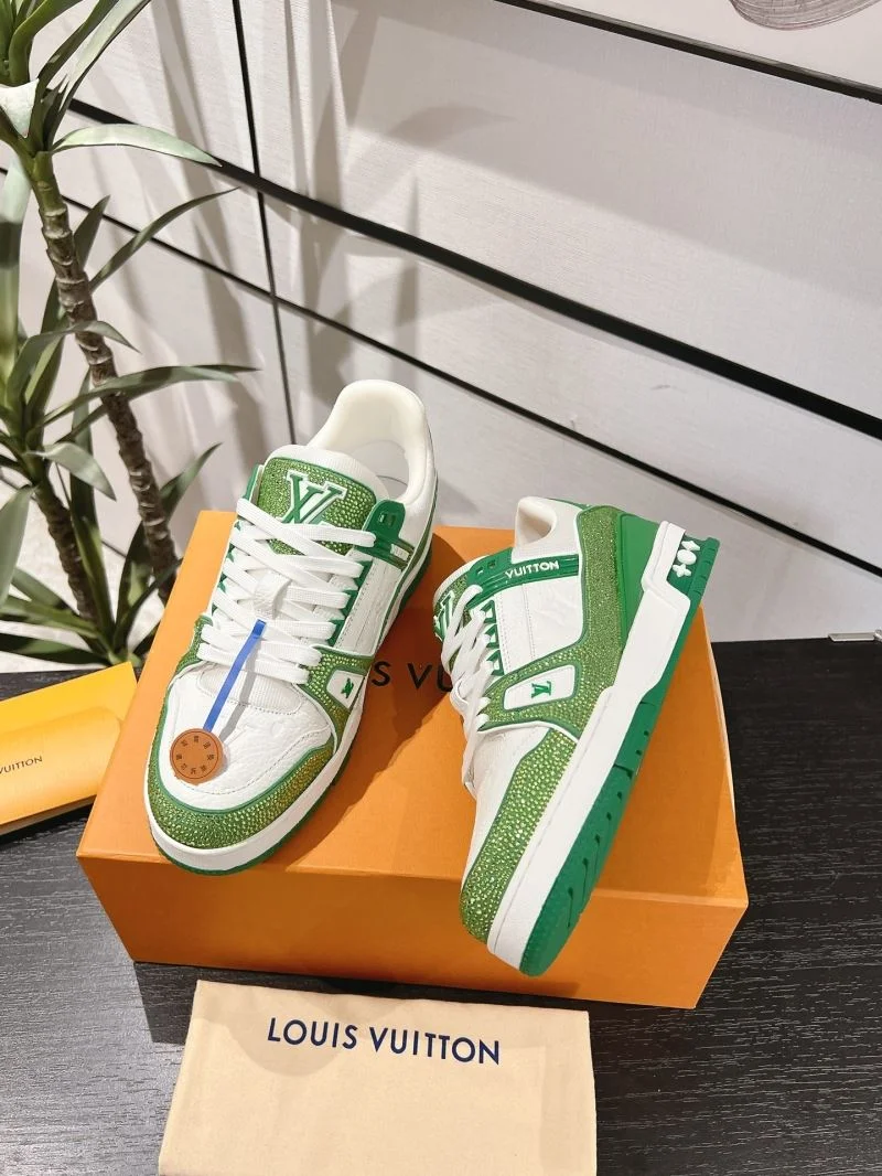 DailyWear Louis Vuitton Trainer Sneaker 32093