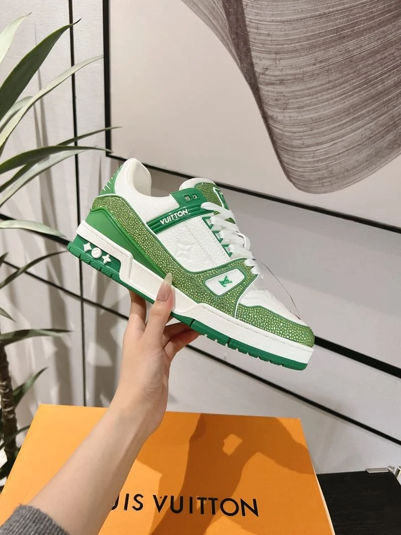DailyWear Louis Vuitton Trainer Sneaker 32093