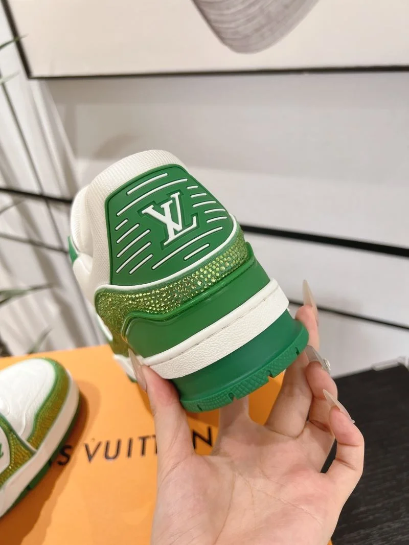 DailyWear Louis Vuitton Trainer Sneaker 32093
