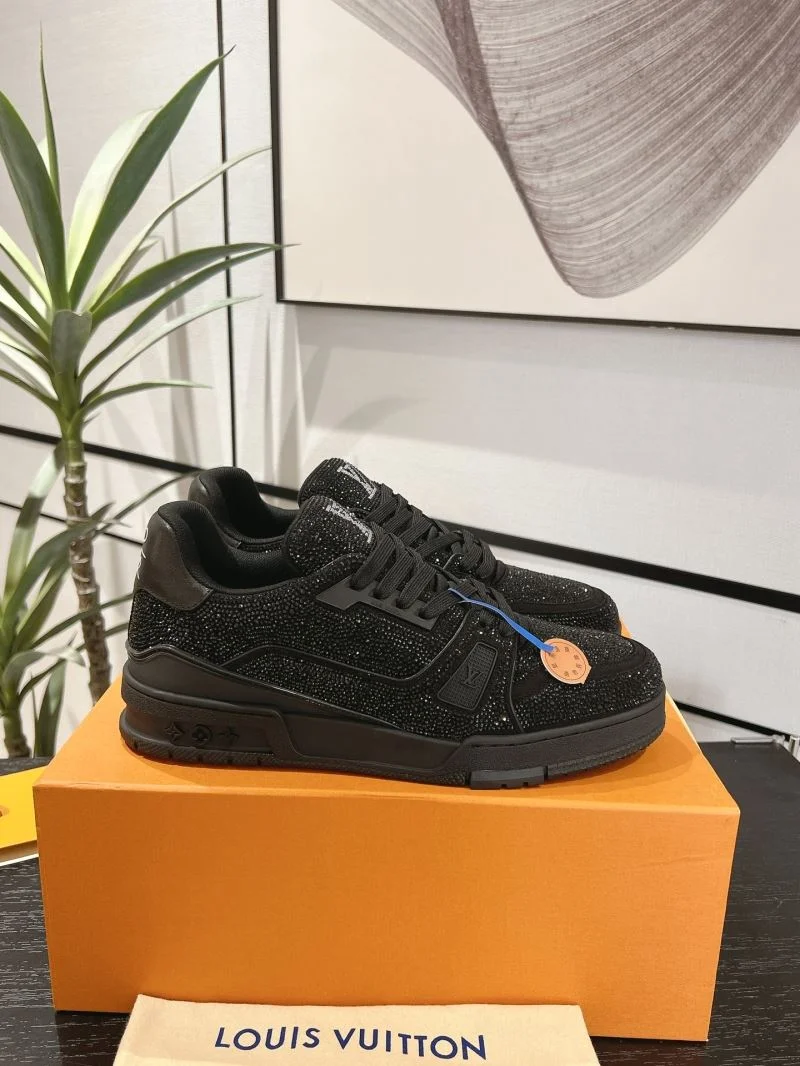 Louis Vuitton Trainer Sneaker Lightweight 32103