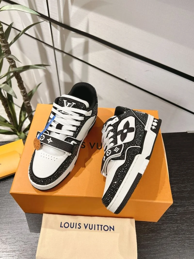 Louis Vuitton Trainer Sneaker Seasonal 32090