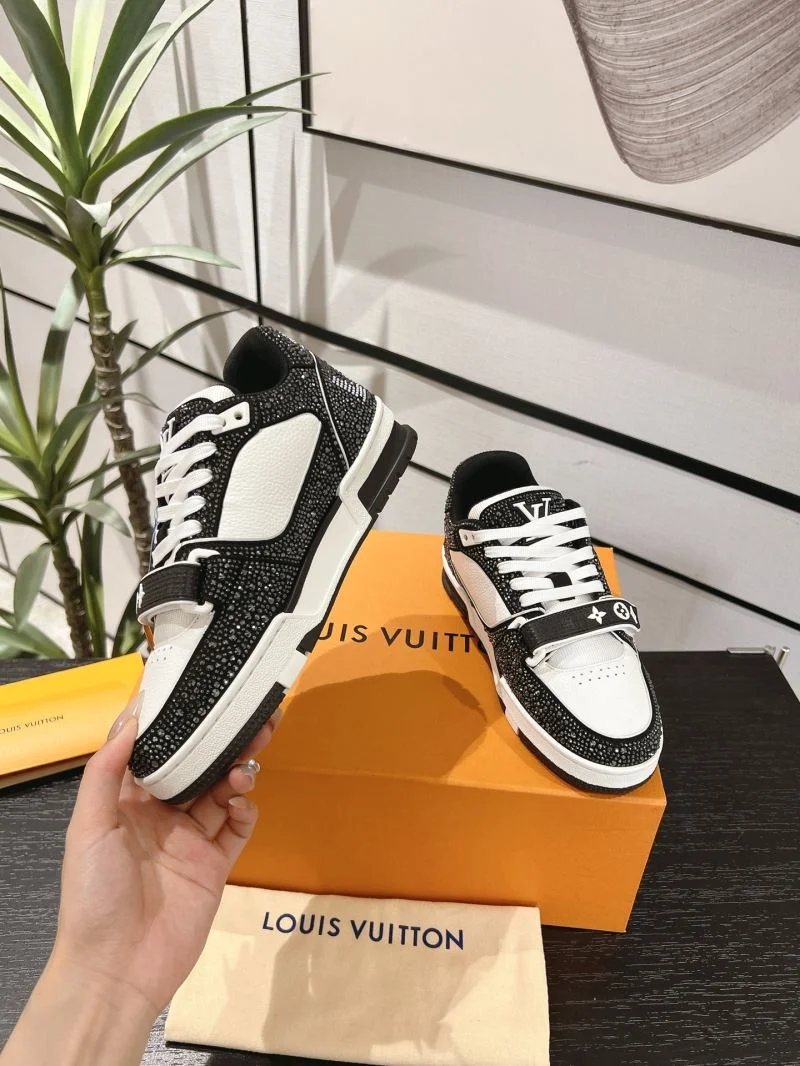 Louis Vuitton Trainer Sneaker Seasonal 32090