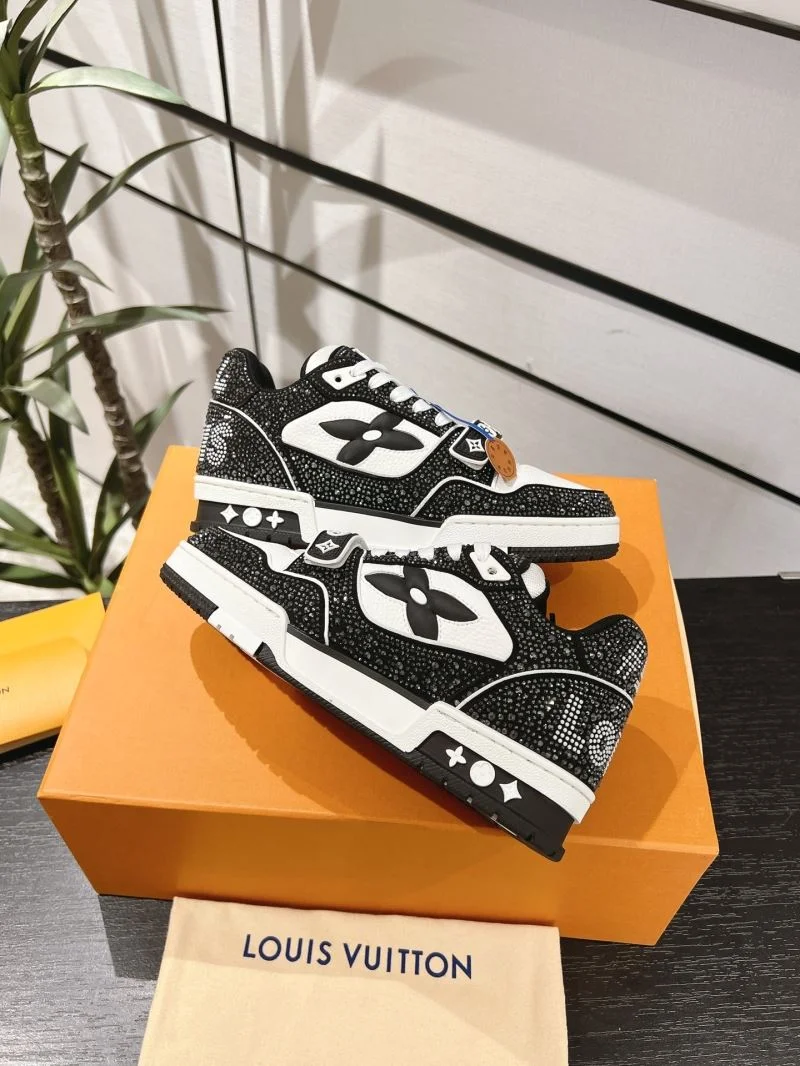 Louis Vuitton Trainer Sneaker Seasonal 32090