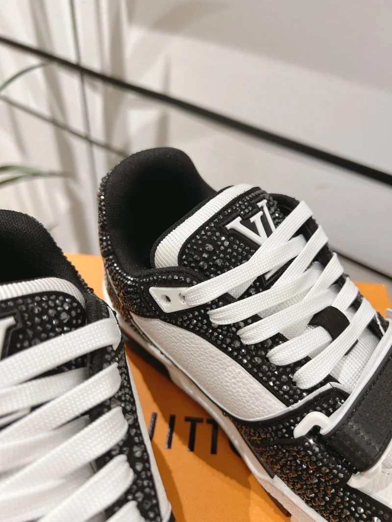 Louis Vuitton Trainer Sneaker Seasonal 32090