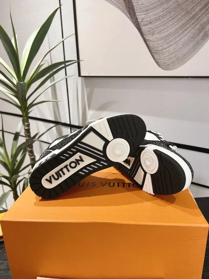 Louis Vuitton Trainer Sneaker Seasonal 32090