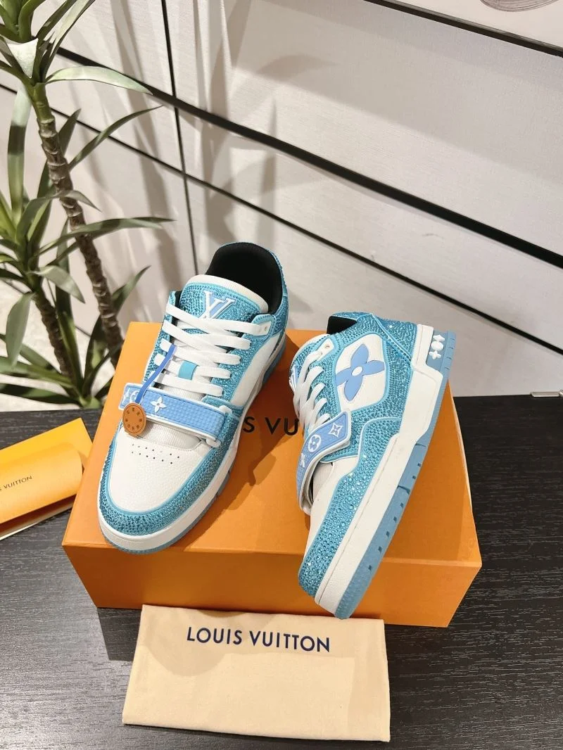 Vibrant Louis Vuitton Trainer Sneaker 32086