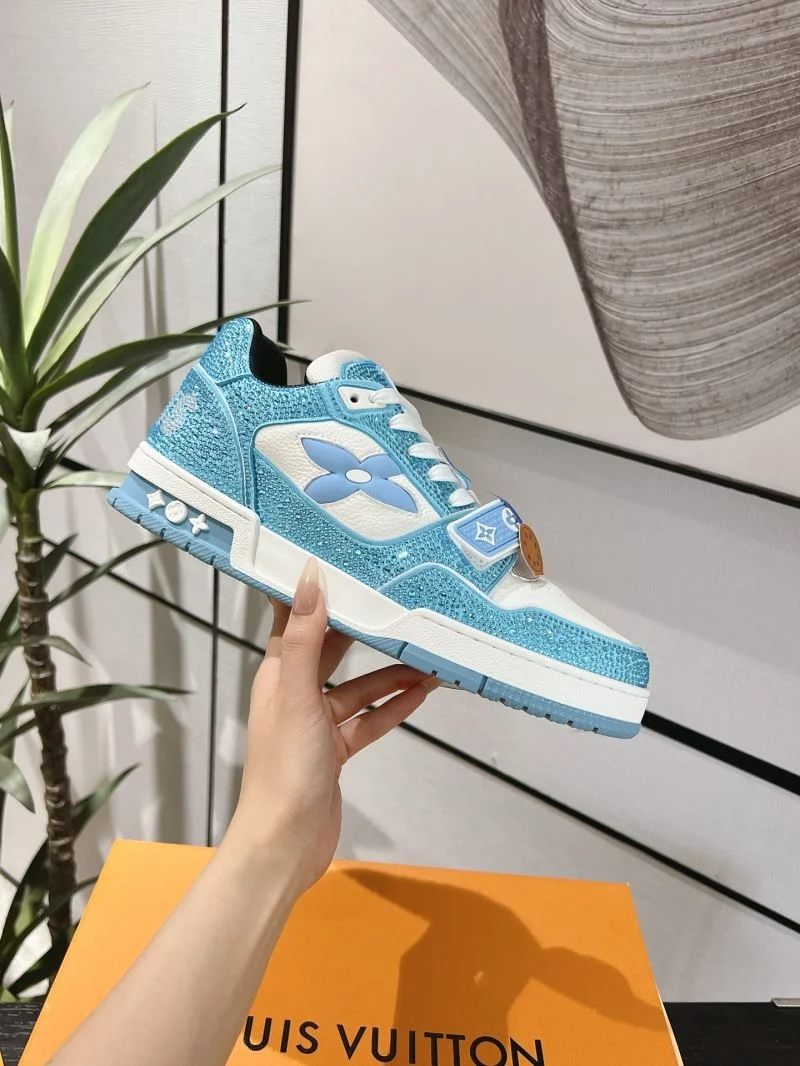 Vibrant Louis Vuitton Trainer Sneaker 32086