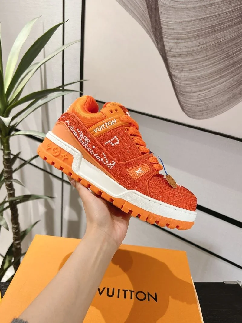 Louis Vuitton Trainer Sneaker WellDesigned 32085