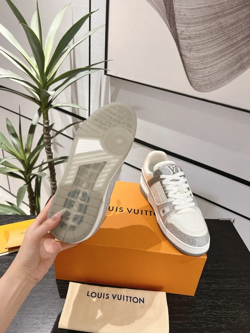 Louis Vuitton Trainer Sneaker SoftTouch 32079