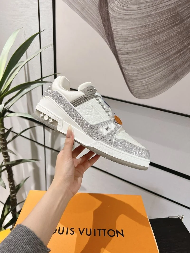 Louis Vuitton Trainer Sneaker SoftTouch 32079
