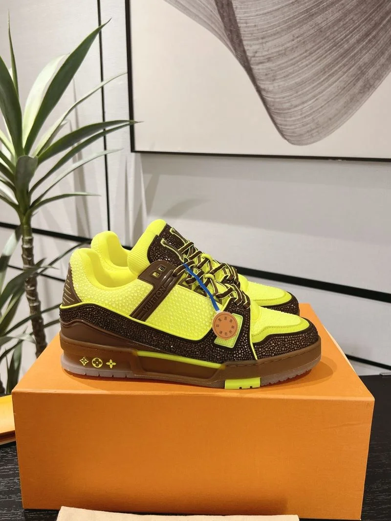 Stylish Louis Vuitton Trainer Sneaker 32069
