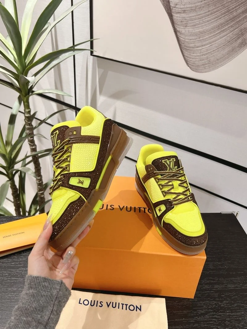 Stylish Louis Vuitton Trainer Sneaker 32069