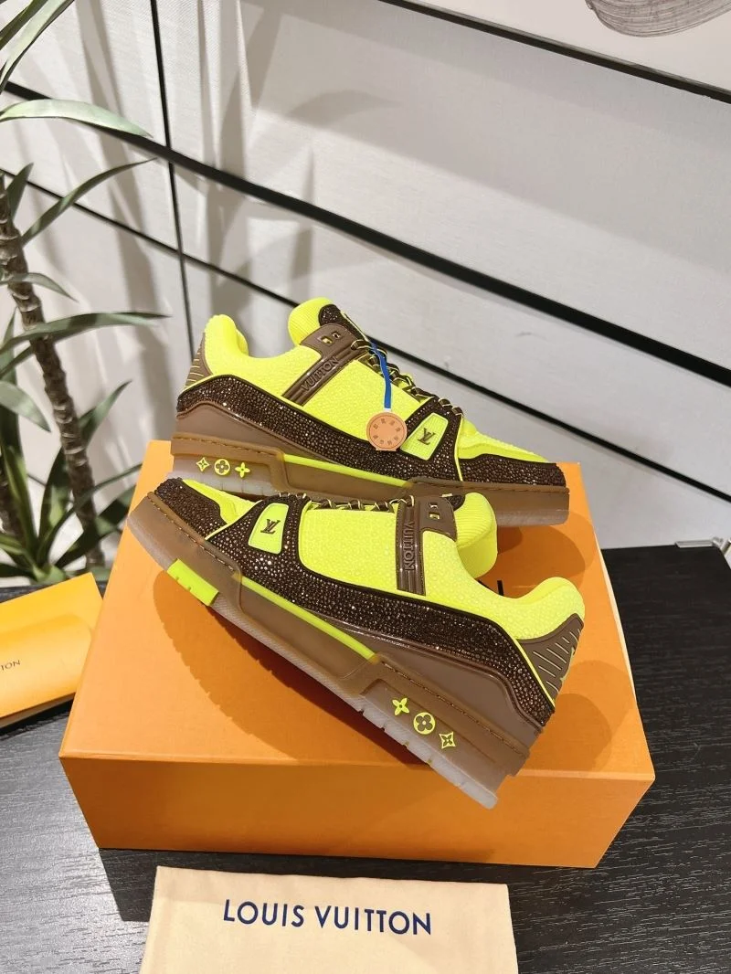 Stylish Louis Vuitton Trainer Sneaker 32069