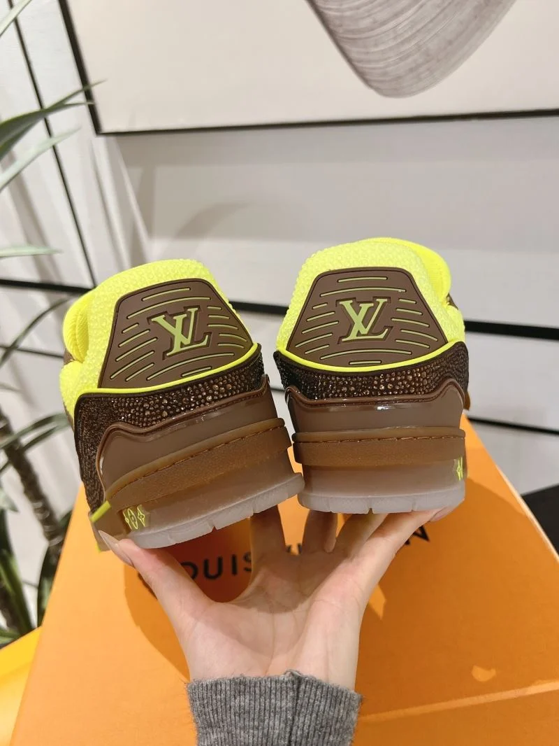 Stylish Louis Vuitton Trainer Sneaker 32069