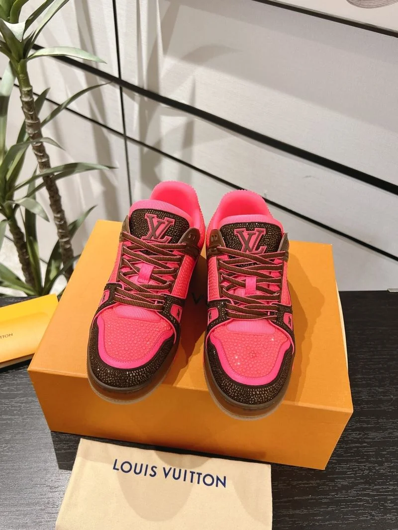 Breathable Louis Vuitton Trainer Sneaker 32058