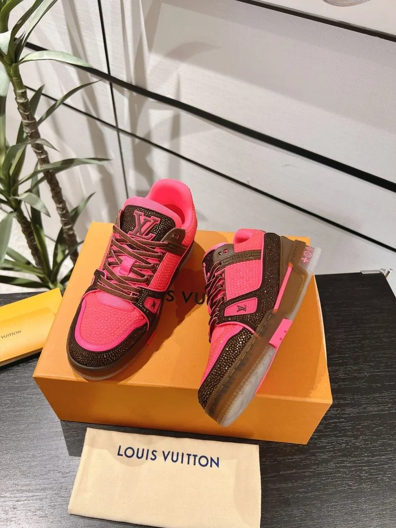 Breathable Louis Vuitton Trainer Sneaker 32058
