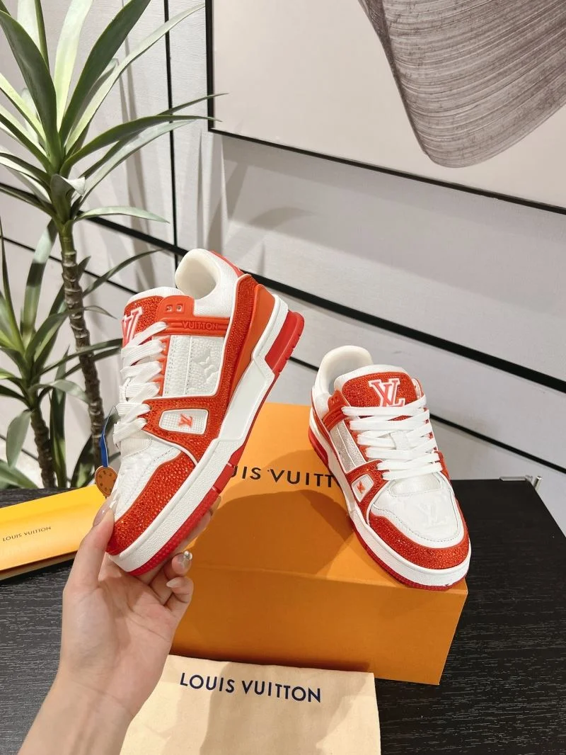 Flexible Louis Vuitton Trainer Sneaker 32064
