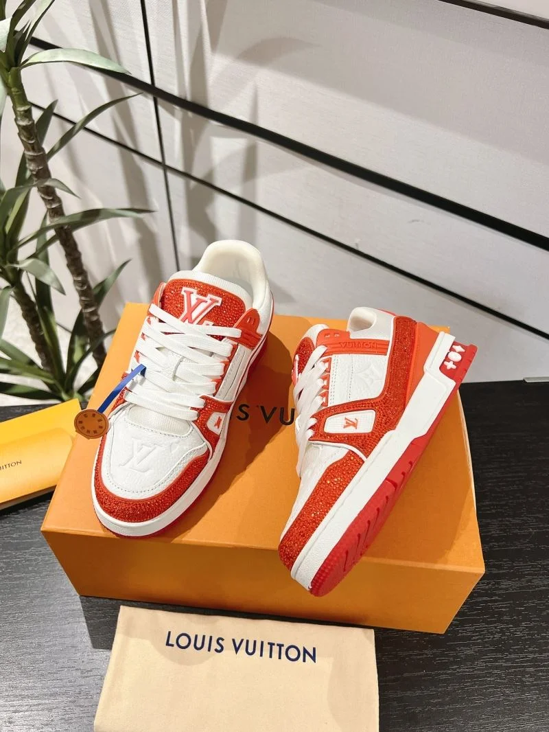 Flexible Louis Vuitton Trainer Sneaker 32064