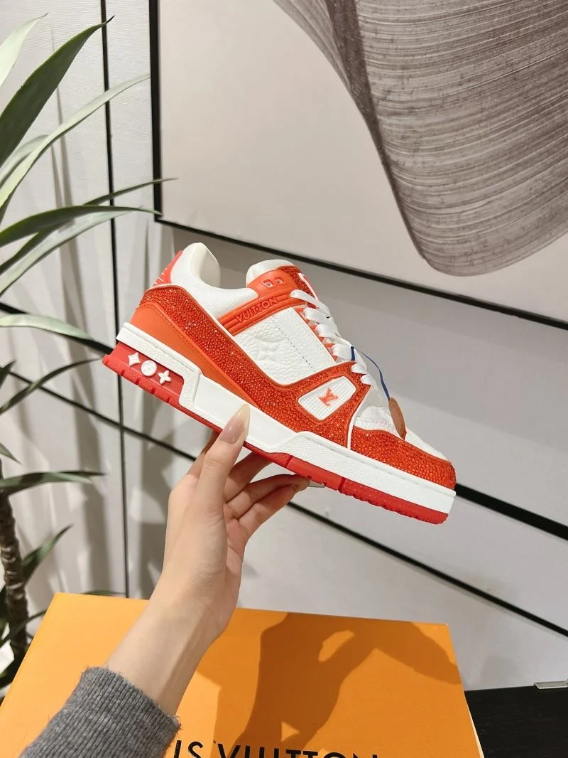 Flexible Louis Vuitton Trainer Sneaker 32064