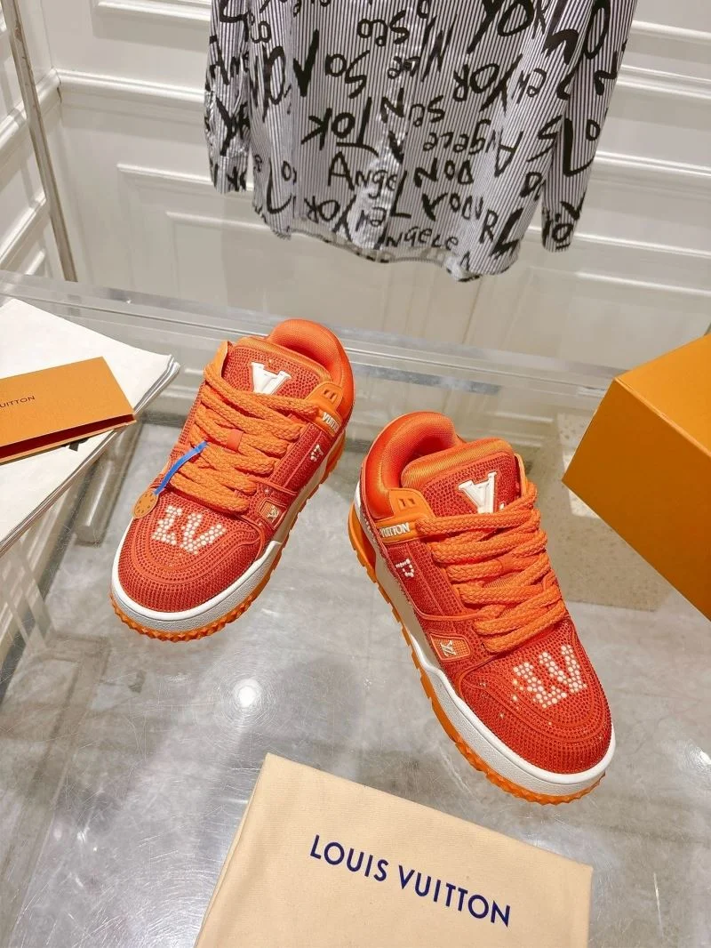 Louis Vuitton Trainer Sneaker Comfortable 32070