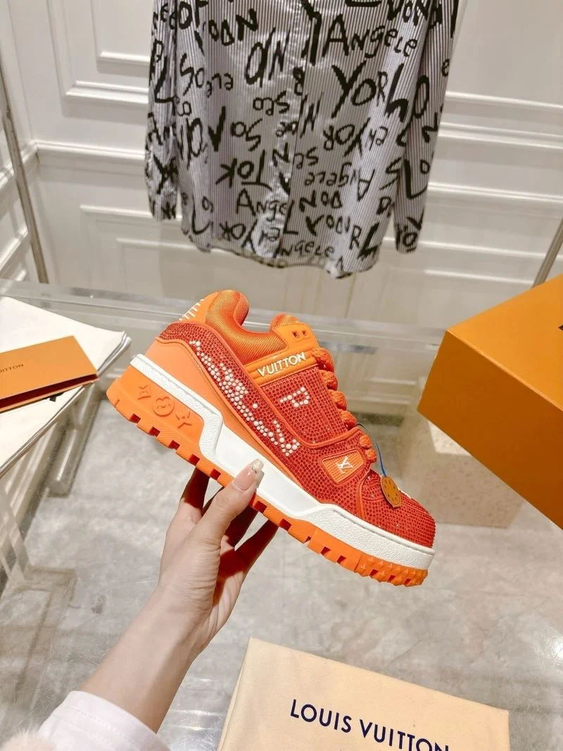 Louis Vuitton Trainer Sneaker Comfortable 32070