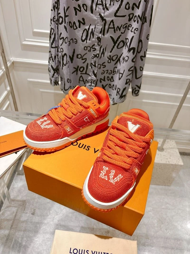 Louis Vuitton Trainer Sneaker Comfortable 32070