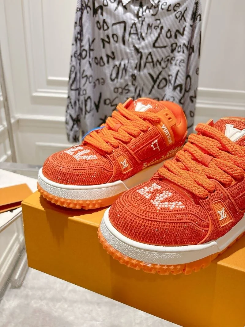 Louis Vuitton Trainer Sneaker Comfortable 32070