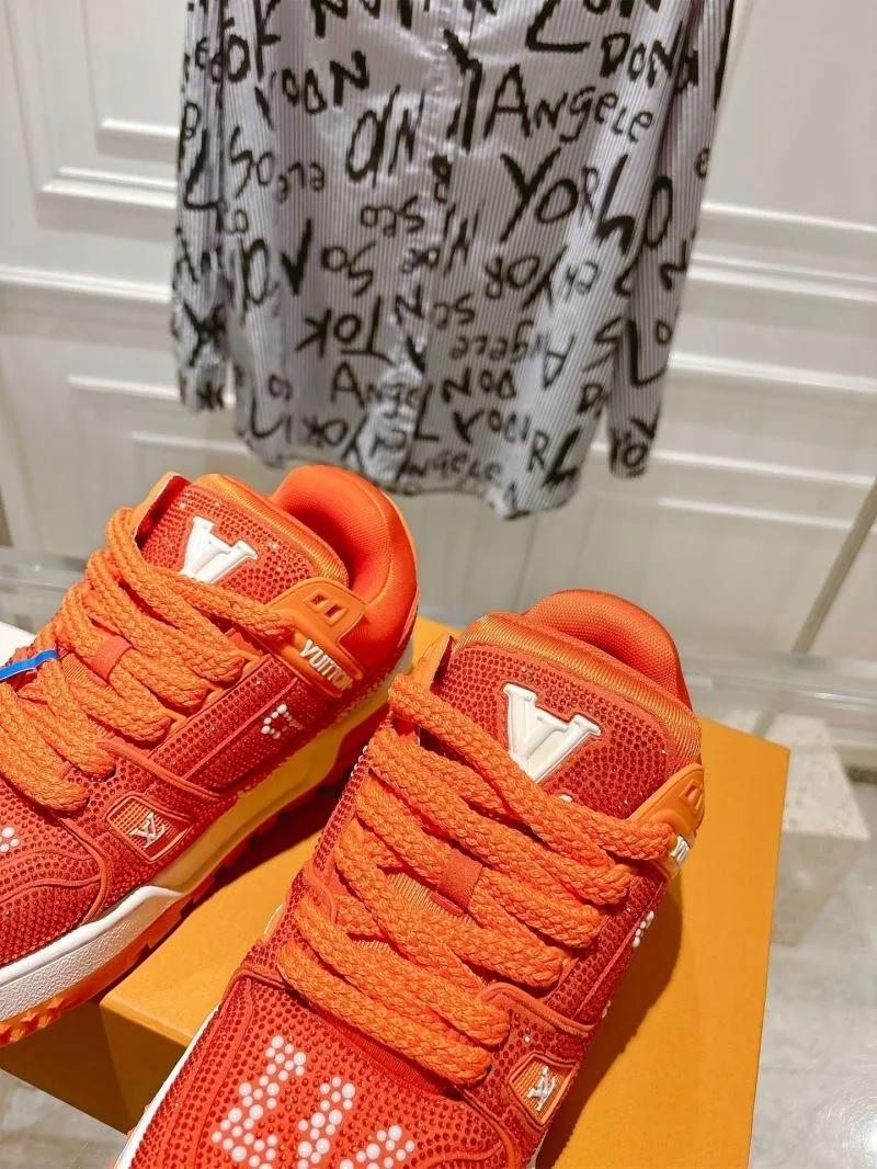 Louis Vuitton Trainer Sneaker Comfortable 32070