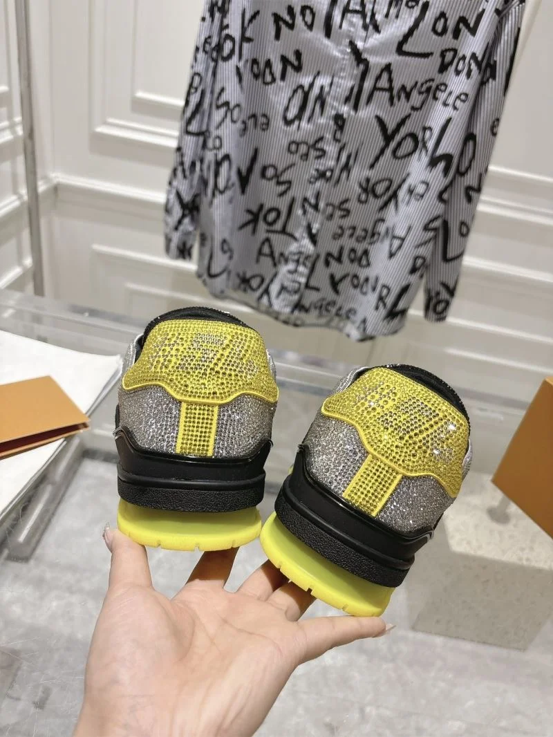 Supportive Louis Vuitton Trainer Sneaker 32073