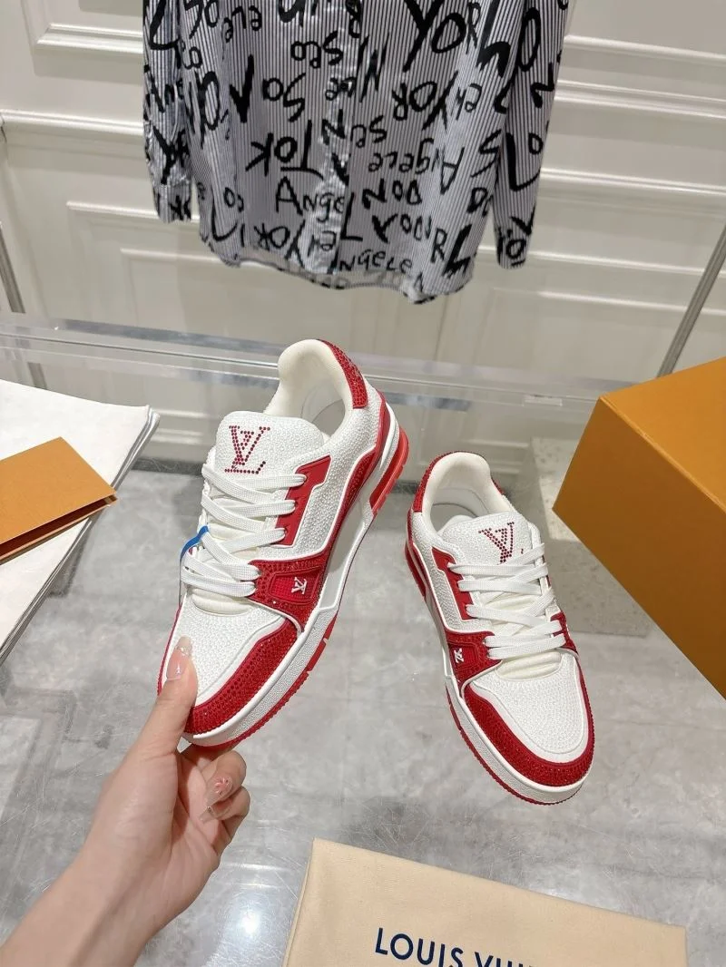Louis Vuitton Trainer Sneaker Soft 32059