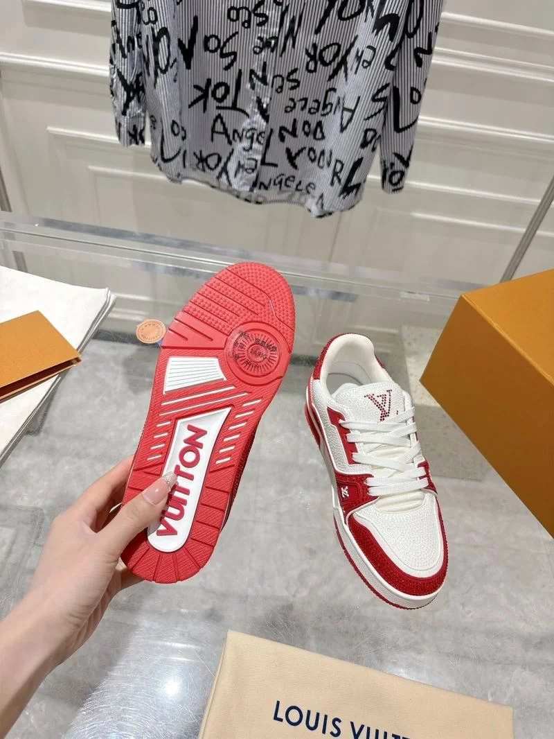 Louis Vuitton Trainer Sneaker Soft 32059