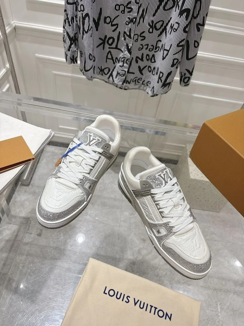 Louis Vuitton Trainer Sneaker Affordable 32080