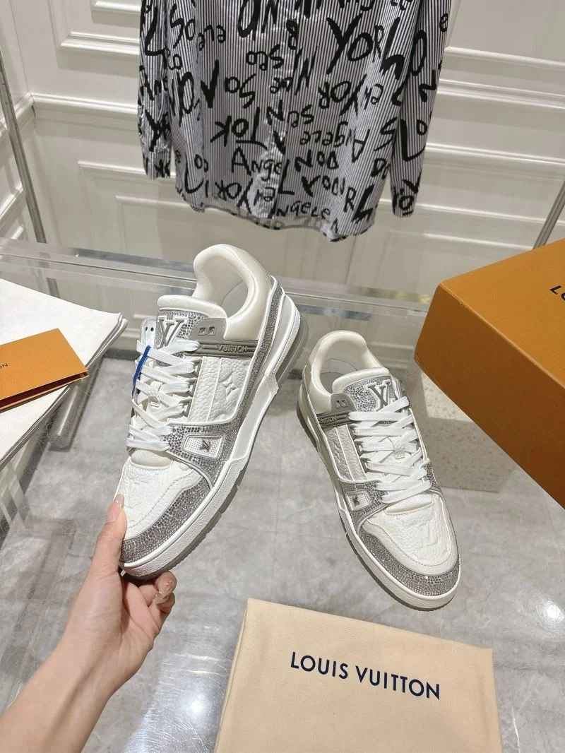 Louis Vuitton Trainer Sneaker Affordable 32080