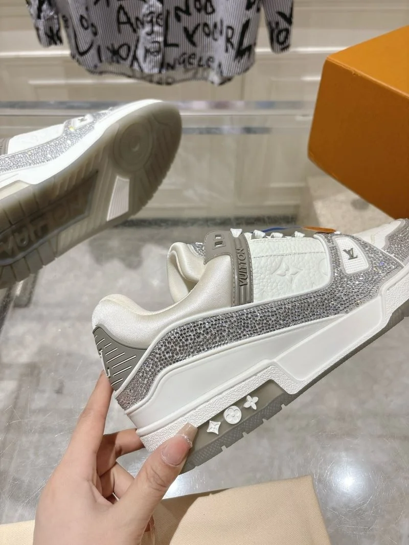Louis Vuitton Trainer Sneaker Affordable 32080