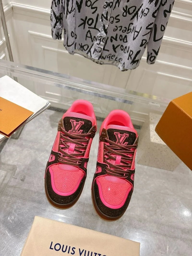 Neat Louis Vuitton Trainer Sneaker 32078