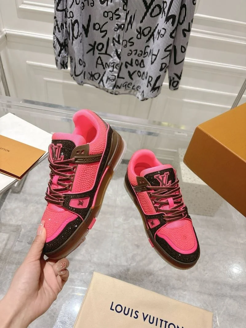 Neat Louis Vuitton Trainer Sneaker 32078