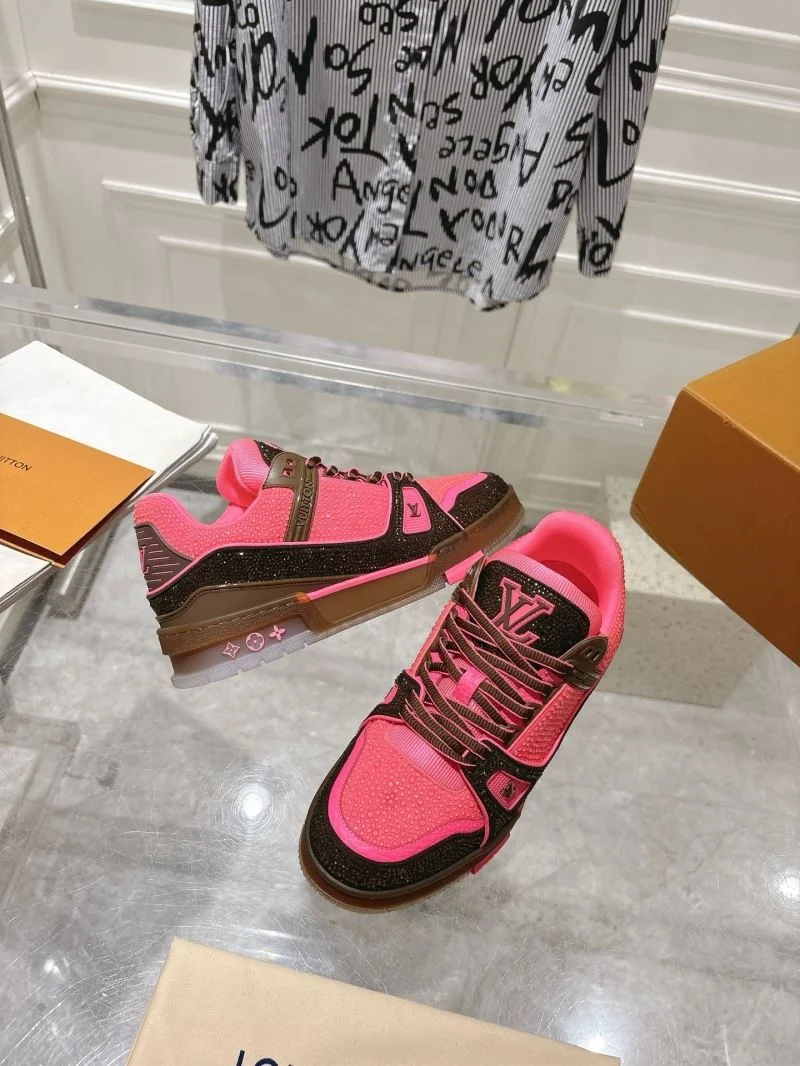 Neat Louis Vuitton Trainer Sneaker 32078