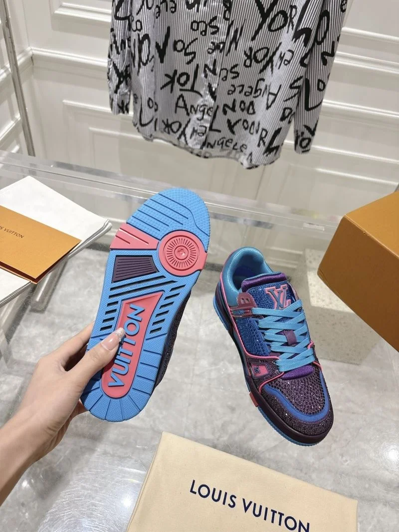 TravelReady Louis Vuitton Trainer Sneaker 32057