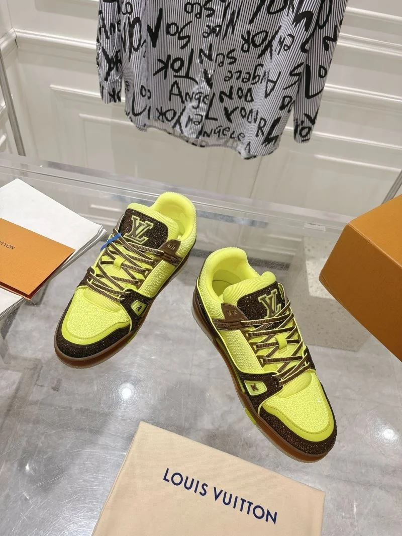 Louis Vuitton Trainer Sneaker Bright 32063