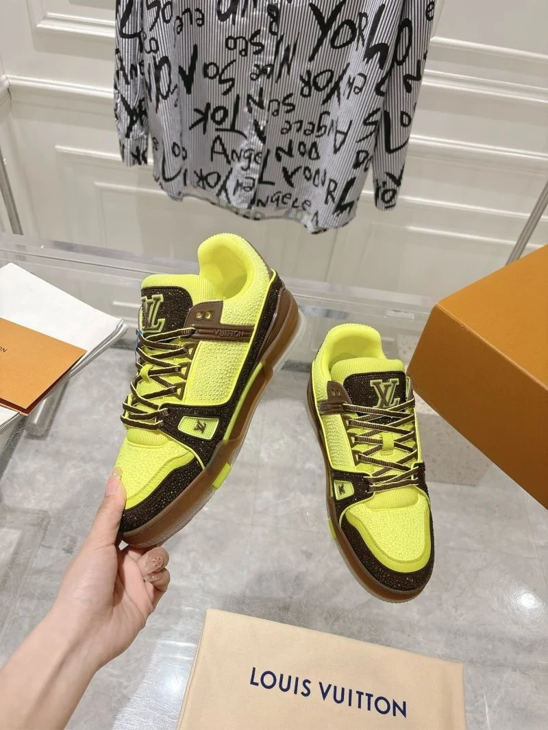 Louis Vuitton Trainer Sneaker Bright 32063