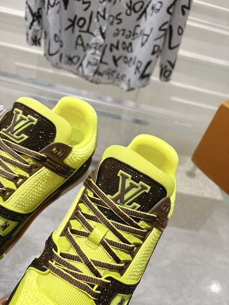 Louis Vuitton Trainer Sneaker Bright 32063