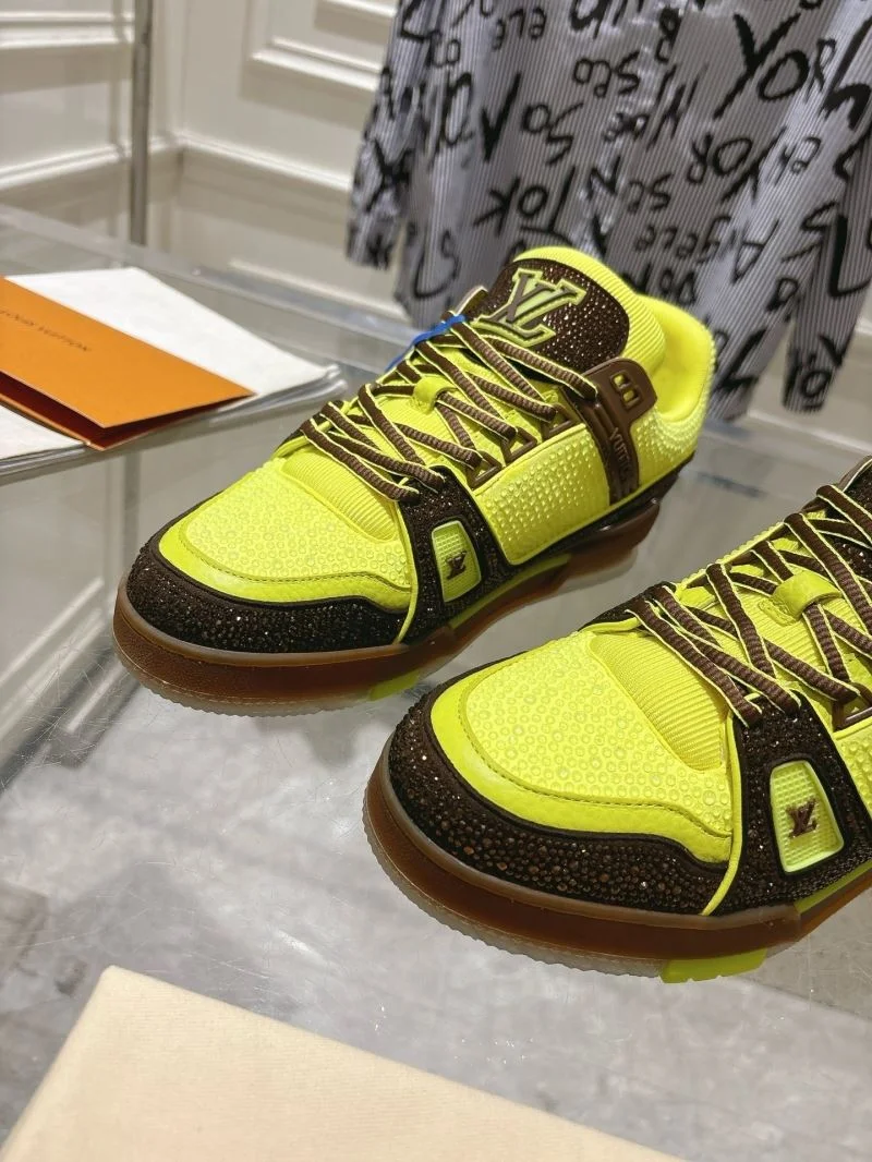 Louis Vuitton Trainer Sneaker Bright 32063