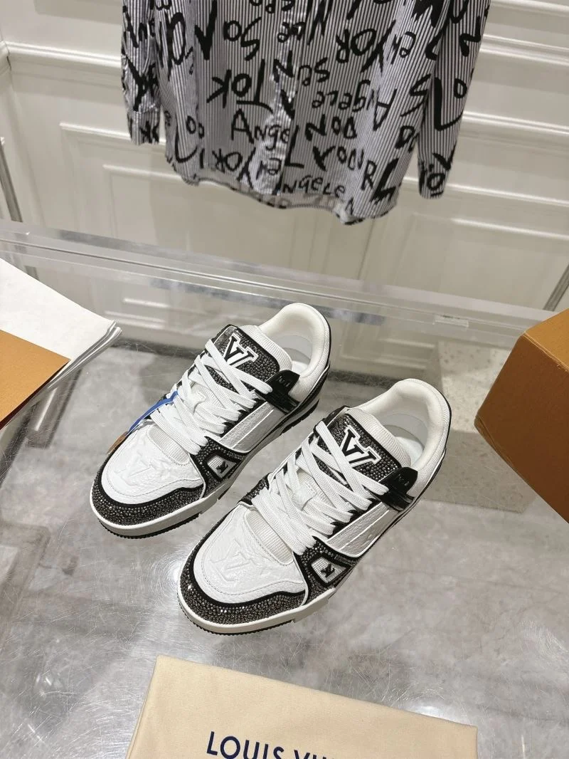 Soft Louis Vuitton Trainer Sneaker 32065